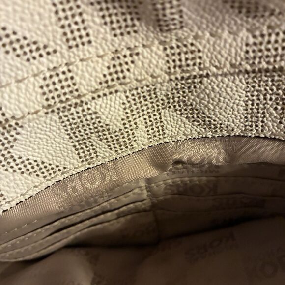 Michael Michael Kors Handbag Purse. Beige Color With MK Logo. Front Pocket. - Picture 14 of 16